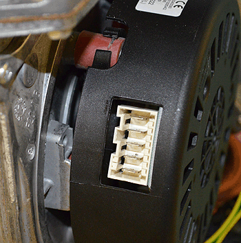 ar clas one 24.j58970.fan terminals.gif